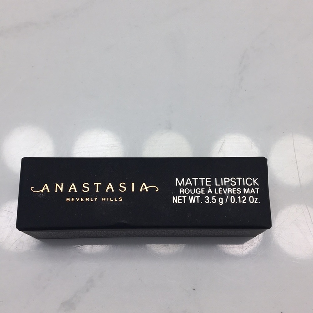 ABH Lipstick Spice